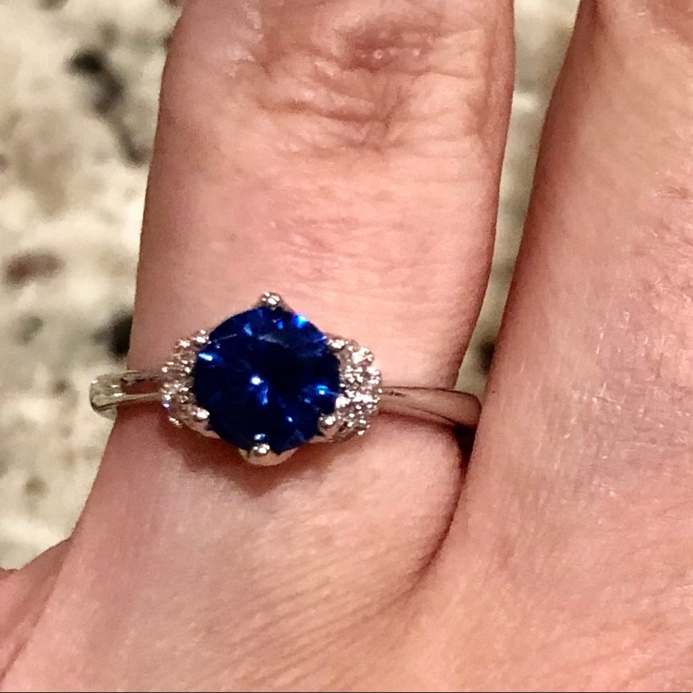 Sapphire ring